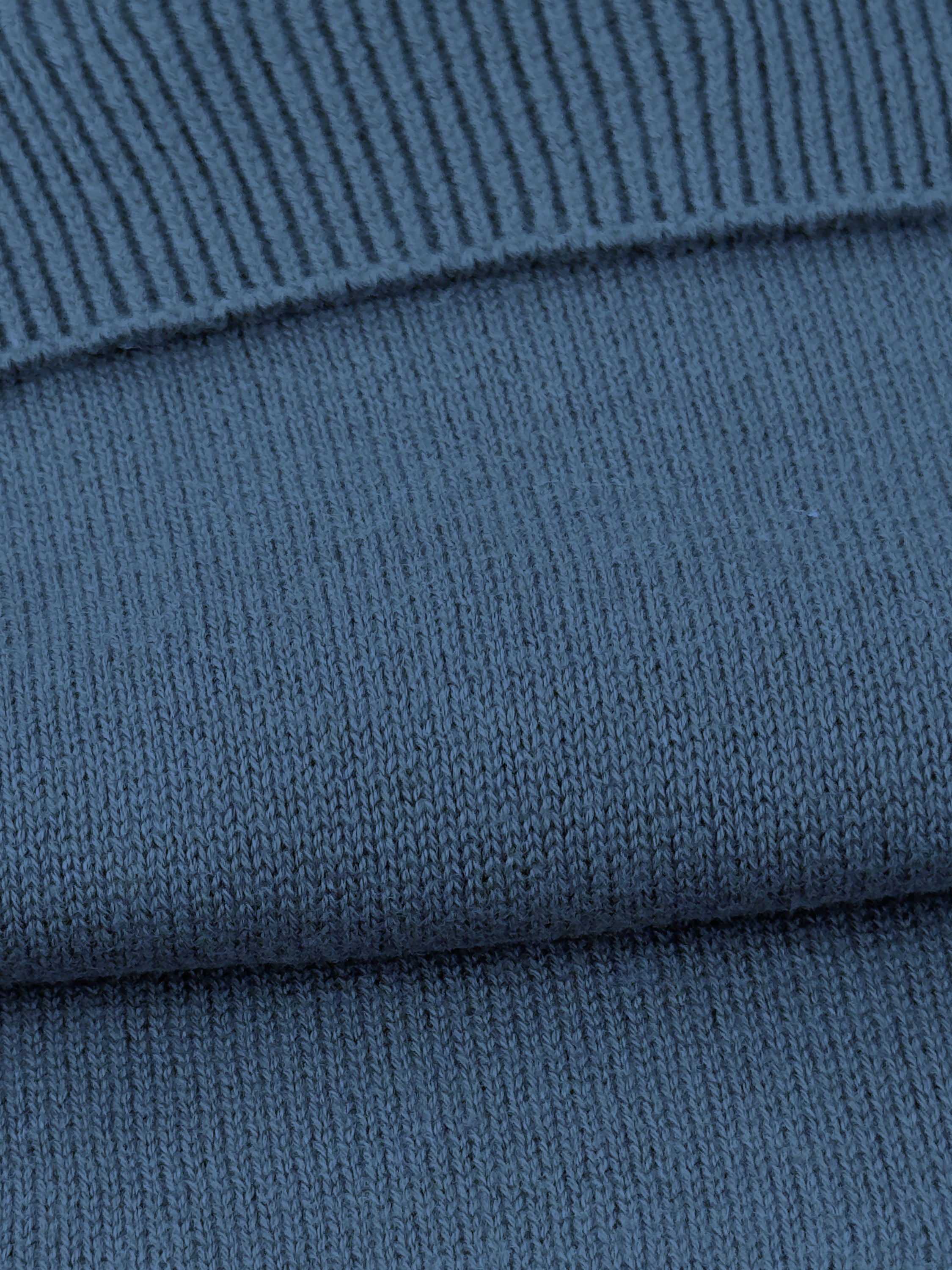 Maglia girocollo in puro cotone - color Blu Capri image 2